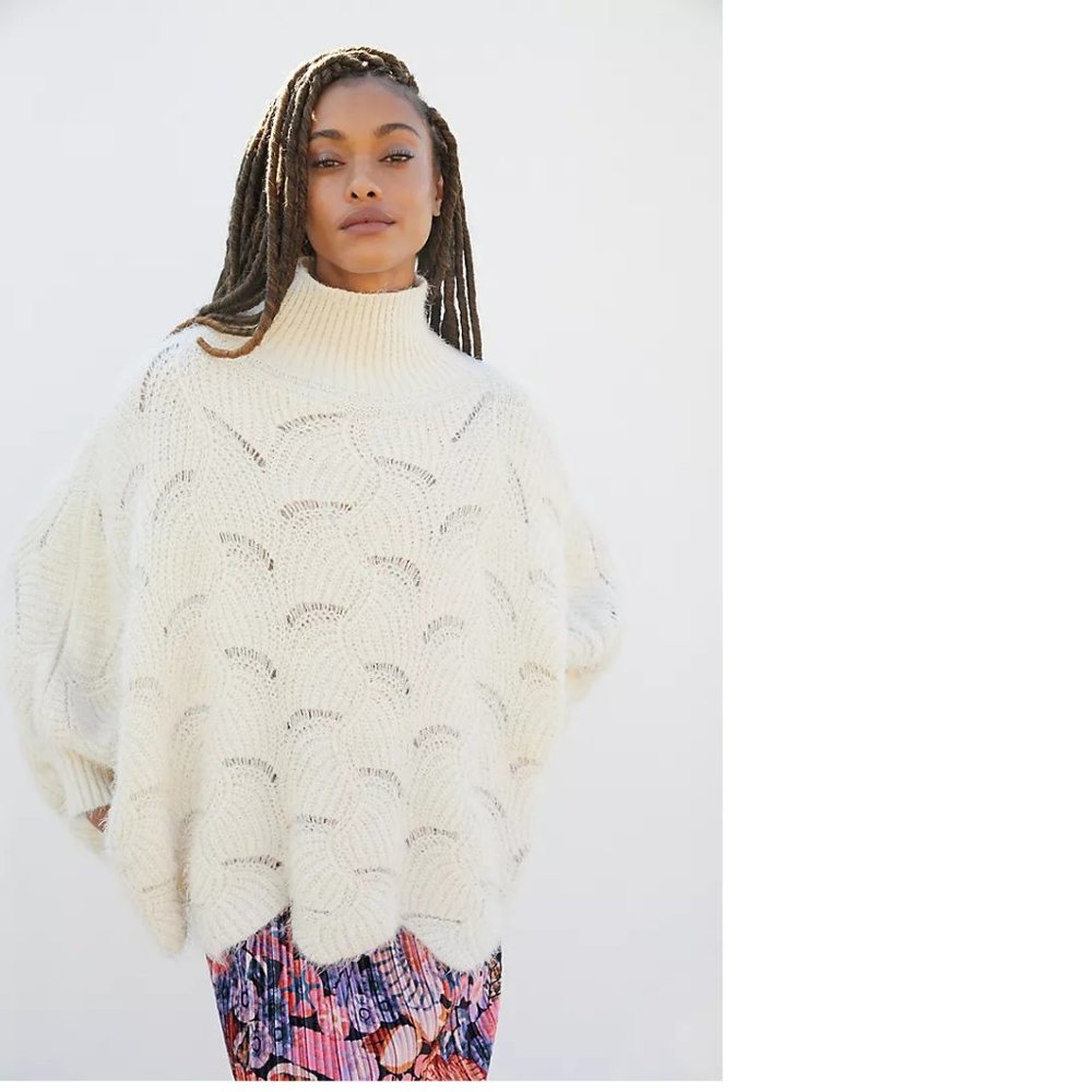 Anthropologie Rue Scalloped Turtleneck Sweater